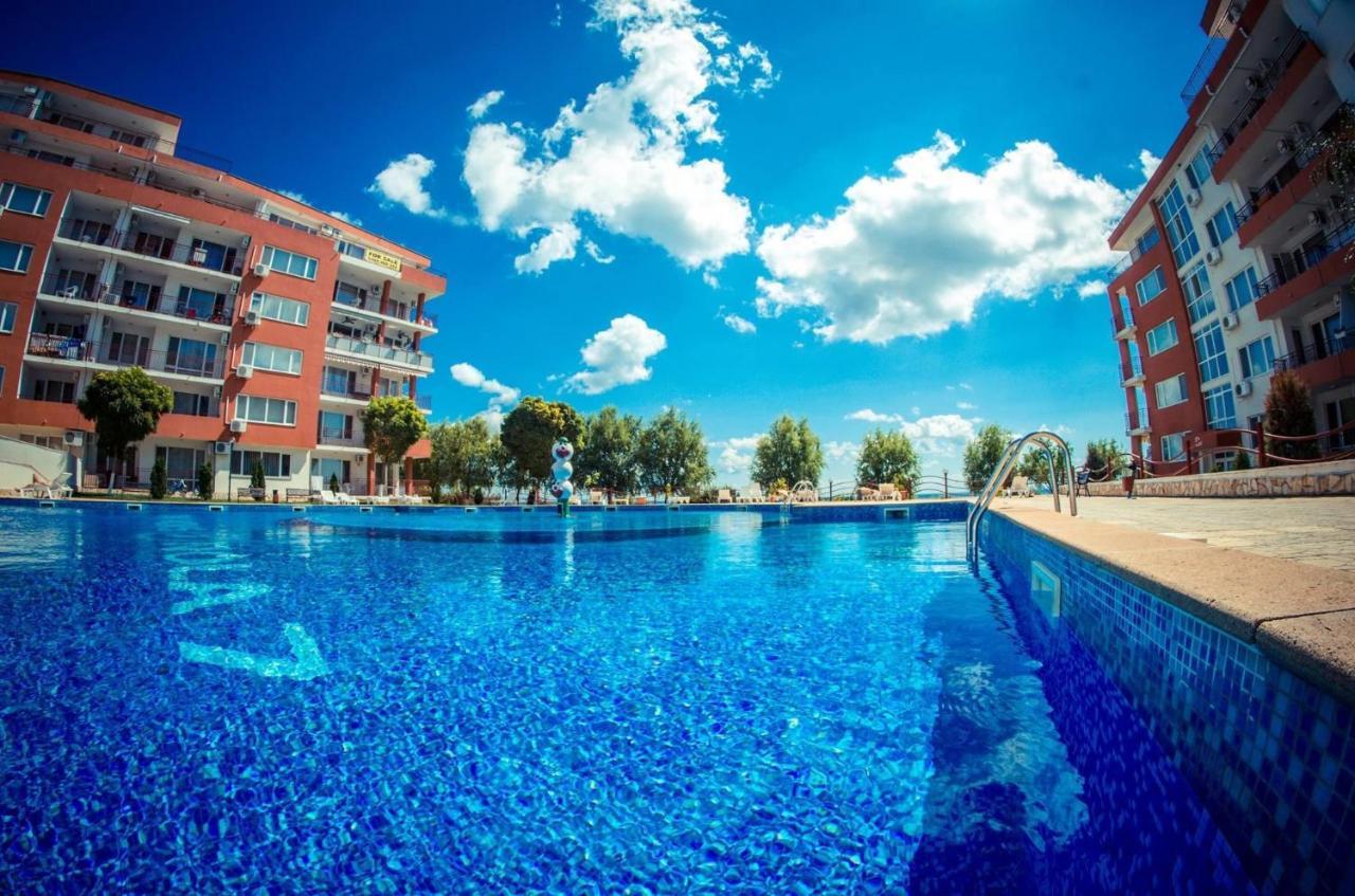 Sea View Panoramic Apartments, Fort Noks Crown Club Sveti Vlas Dış mekan fotoğraf