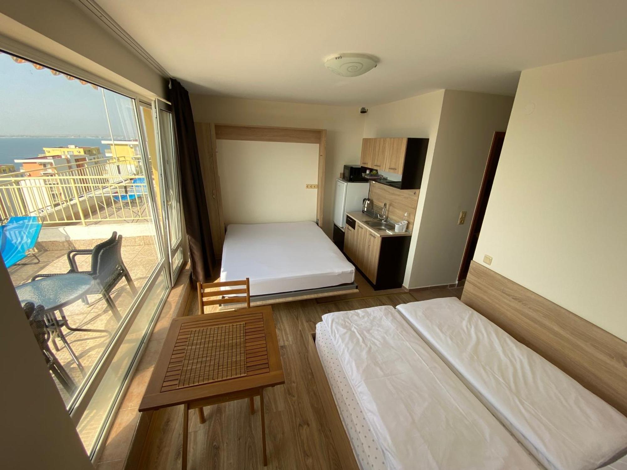 Sea View Panoramic Apartments, Fort Noks Crown Club Sveti Vlas Oda fotoğraf