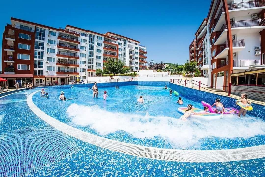 Sea View Panoramic Apartments, Fort Noks Crown Club Sveti Vlas Dış mekan fotoğraf